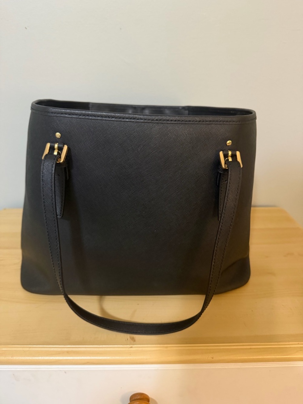 Michael Kors Black Saffiano Leather Shoulder Tote with Gold Hardware - Picture 2 of 3